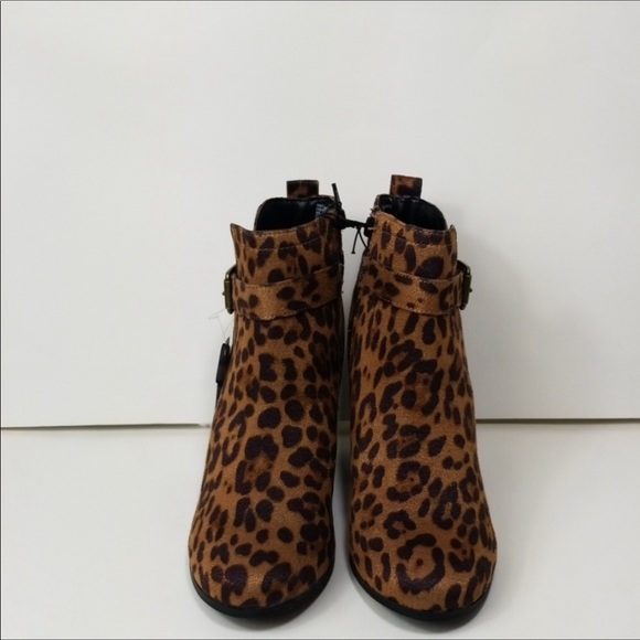 Time and Tru Ankle Strap Animal Print Booties - Picture 4 of 7